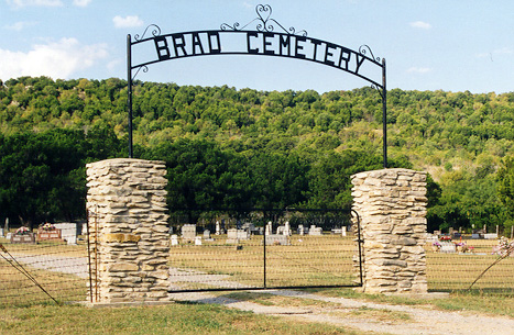 Entrance to Brad Cemetery
